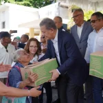 Se produce incidente durante entrega de cajas navideñas de Leonel Fernandez