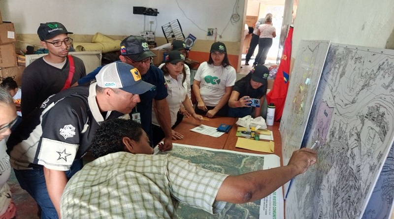 Capacitan en Participación Comunitaria a habitantes de corredor Caracas-La Guaira