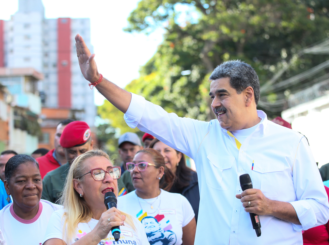 “It is the oil that they want to steal and Venezuela is going to defend its sovereignty,” warns Maduro