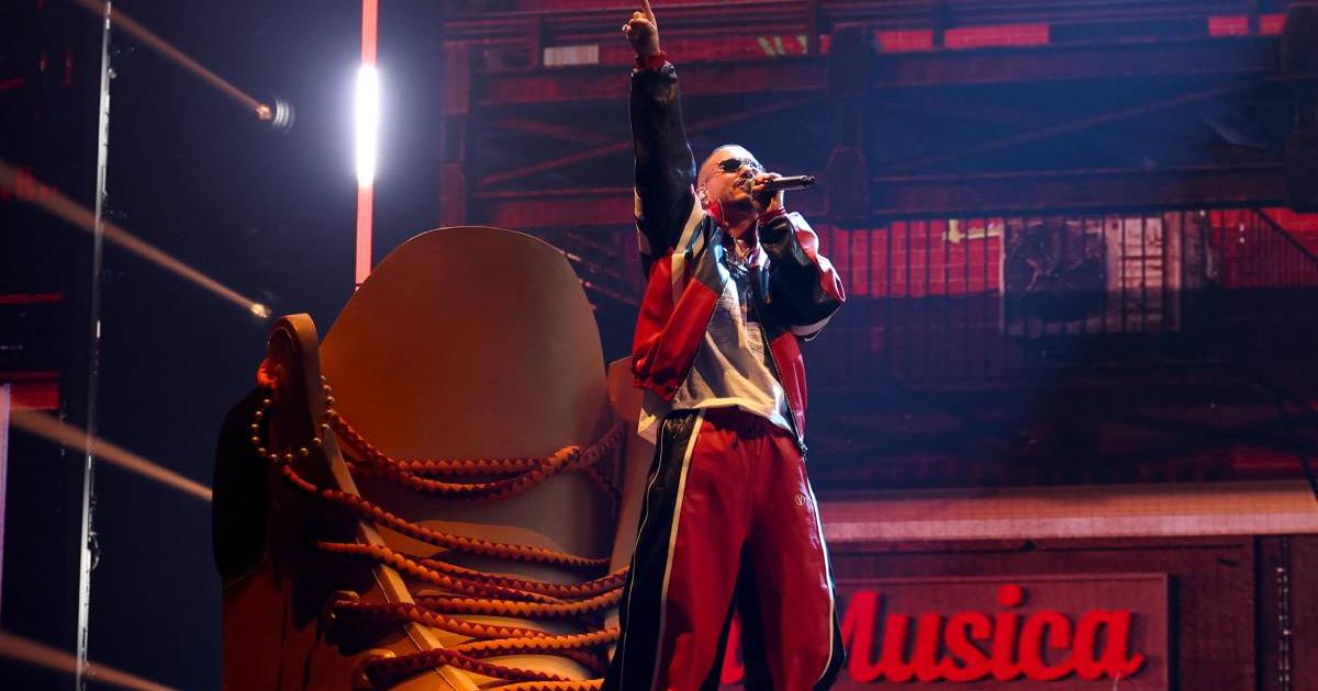 J Balvin was on the verge of a heart attack during the Medellín concert: this he confessed in an interview with Ibai