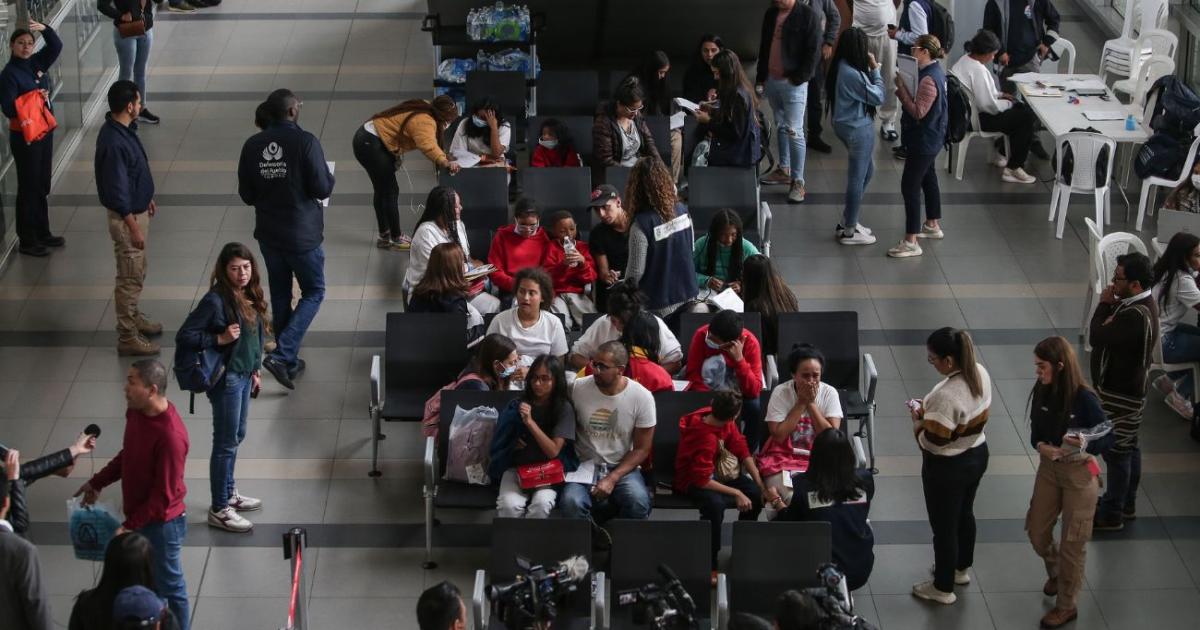 Latam and JetSmart report normality in their flights, amid delays and cancellations due to Airbus software