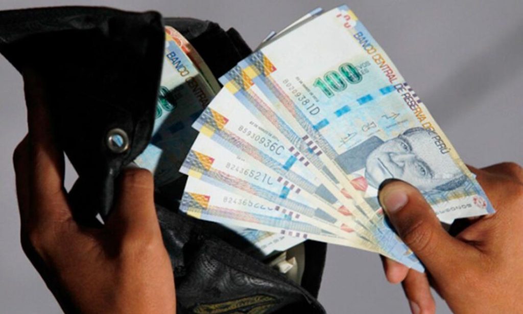 Learn how to take advantage of your Christmas bonus