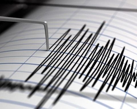 Lima sufre un tercer sismo en siete horas, sin que se reporten daños