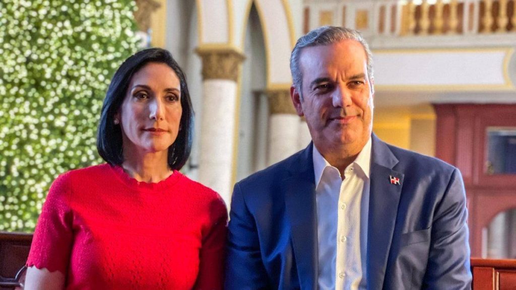 Luis Abinader calls to reaffirm values ​​and reject ambition