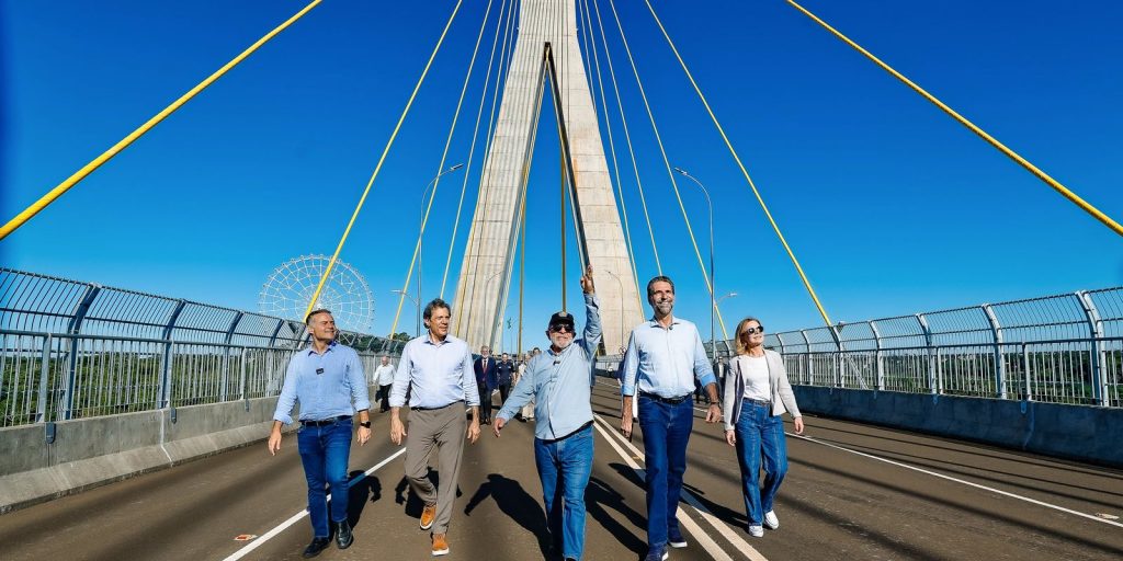Lula inaugurates bridge in Foz do Iguaçu and criticizes those who build “walls”