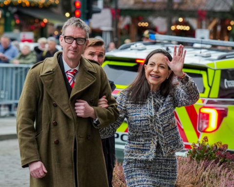 Machado proposes incentives for Maduro collaborators who help in a transition