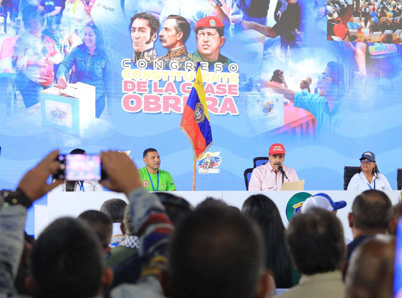 Maduro asked the Working Class to activate protests against imperial piracy