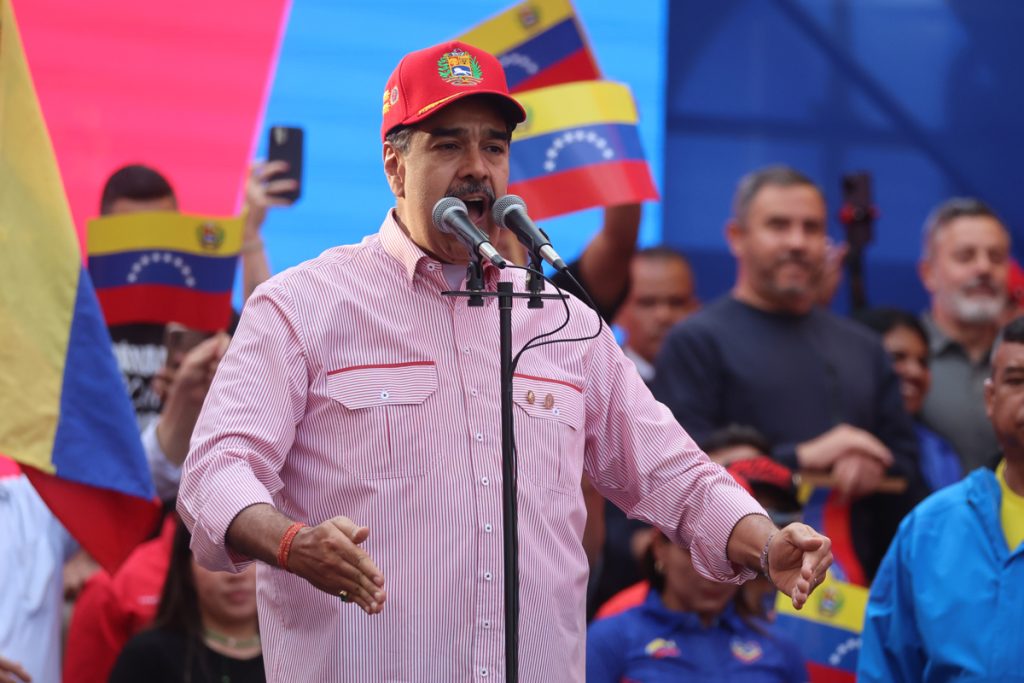 Maduro celebrates the “supreme loyalty” of the FANB amid tensions with the United States
