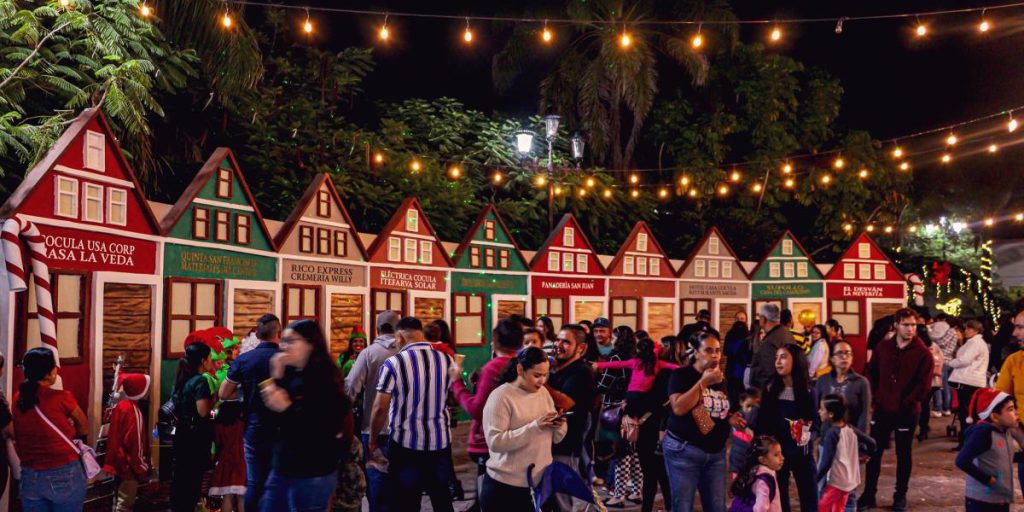 Magical Towns of Jalisco present billboard for the Christmas season