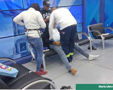 Man dies while being interviewed on a television channel