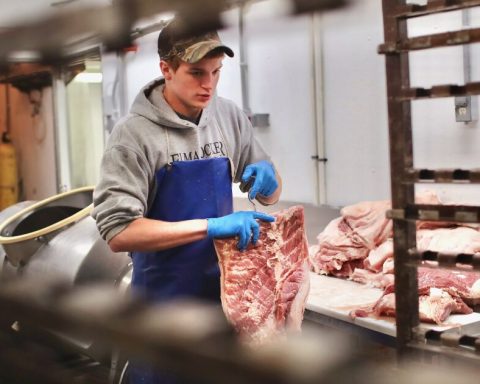 Mexico begins antidumping and antisubsidy investigation into US pork imports