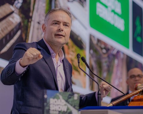 Minister of Transport foresees 14 road auctions in the country in 2026