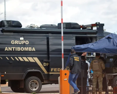 Moraes keeps prisoner convicted of bombing at Brasília airport