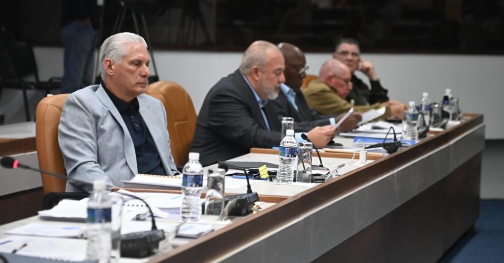 More of the same in the plenary session of the PCC Central Committee: “intensify the ideological battle”