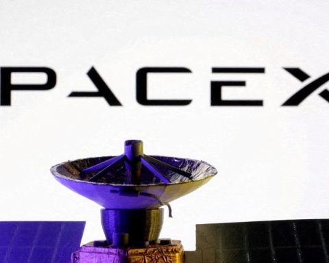 Morgan Stanley is the favorite for SpaceX IPO, due to close ties to Elon Musk: sources