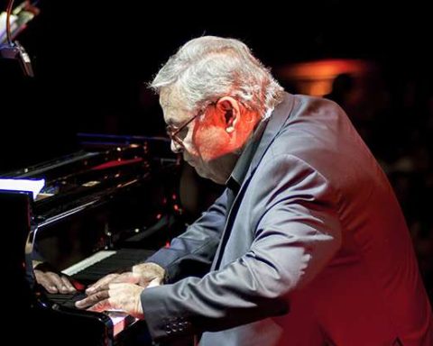 José María Vitier.