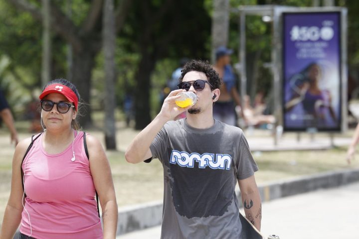 Natal has strong sun and heat of up to 40°C in Rio de Janeiro
