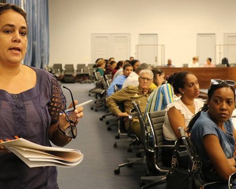 National Assembly also reduces sessions forced by the serious crisis that Cuba is going through