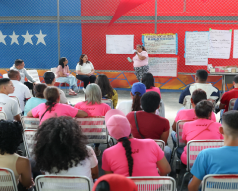 National government supervises progress of communal projects in El Valle