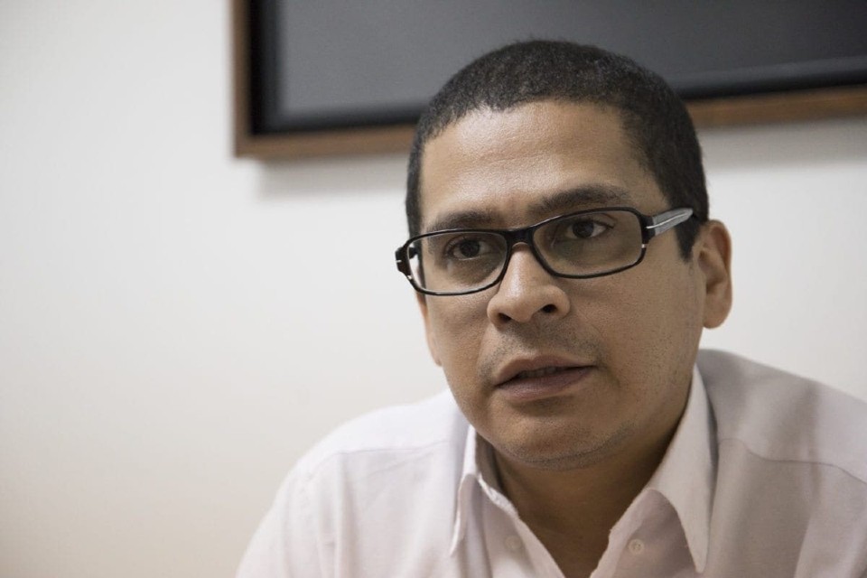 Nicmer Evans' wife demands health guarantees: "He had digestive tract surgery"