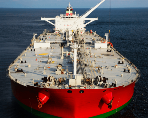 Oil loading in Venezuela slows down due to US seizures