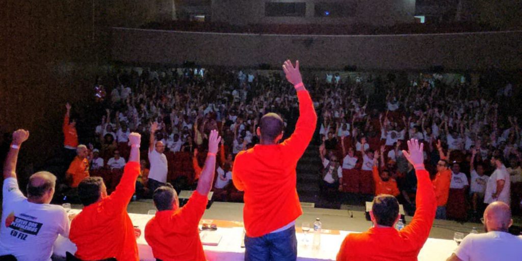 Oil workers from Norte Fluminense suspend strike after 16 days