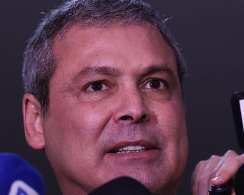 PT leader considers the decision to vote on dosimetry PL to be scandalous