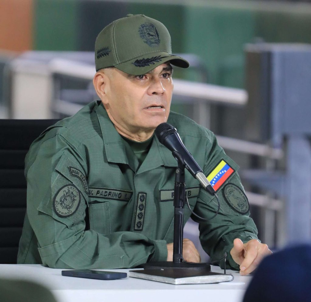 Padrino López: sovereignty cannot exist without freedom