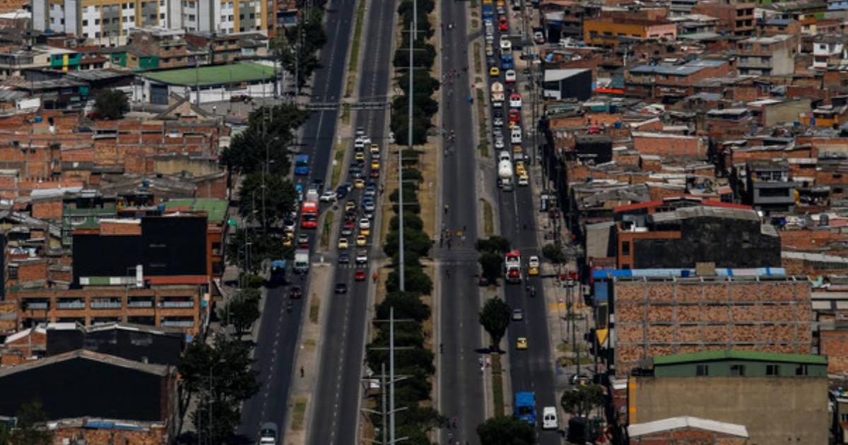 Peak and plate in Bogotá from December 31, 2025 to January 2, 2026: schedules, plates and exceptions