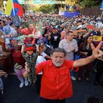Pueblo revolucionario de Caracas se moviliza este lunes en defensa de la paz y soberanía en el país desde la sede del TSJ