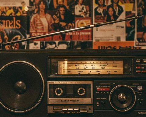 Perry Bamonte, guitarist of The Cure, dies at 65