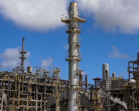 Petrobras renews contracts worth almost R$100 billion with Braskem