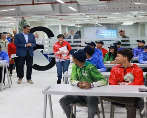 Presidente Maduro: Venezuela ha encontrado su propio camino