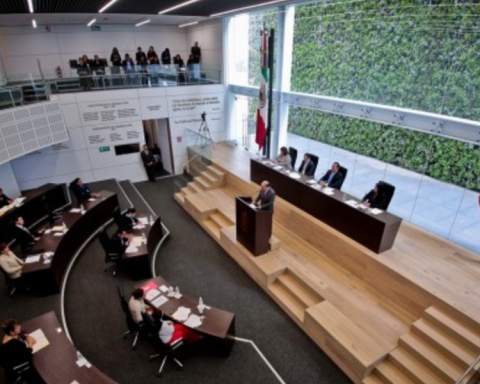 Querétaro Congress rejects state budget; Morena accuses discrimination