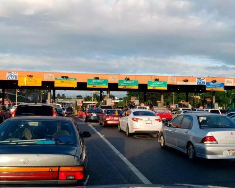 RD Vial: Más de 2.3 millones de vehículos circularon por los peajes en Navidad