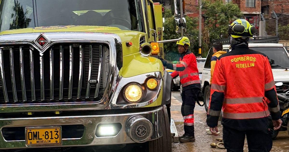 Rains in Medellín leave homes flooded and belongings lost
