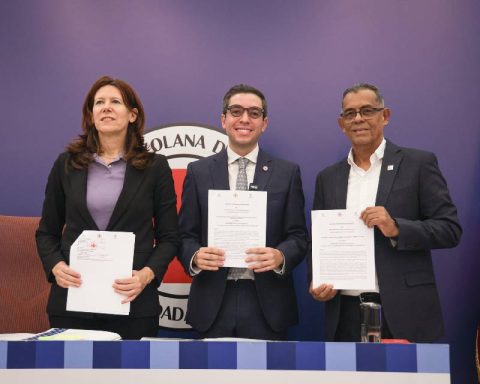 Cruz Roja acuerdo firma 1