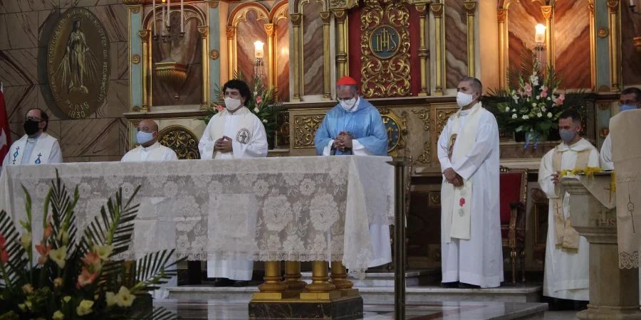 Una homilía celebrada por el cardenal Juan de la Caridad García, arzobispo de La Habana en la parroquia de la Medalla Milagrosa, en Santos Suárez, en noviembre de 2020