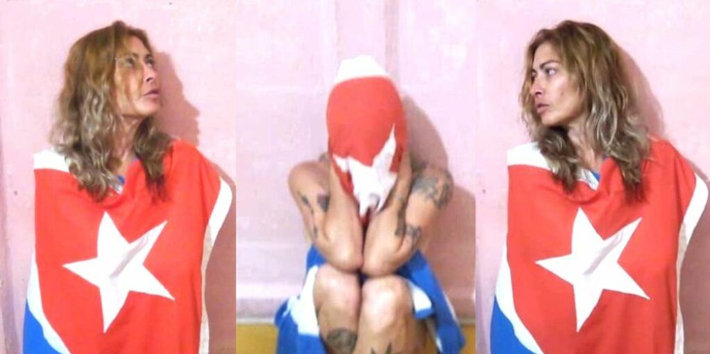 Aniette González García en la performance 'La bandera es de todos'