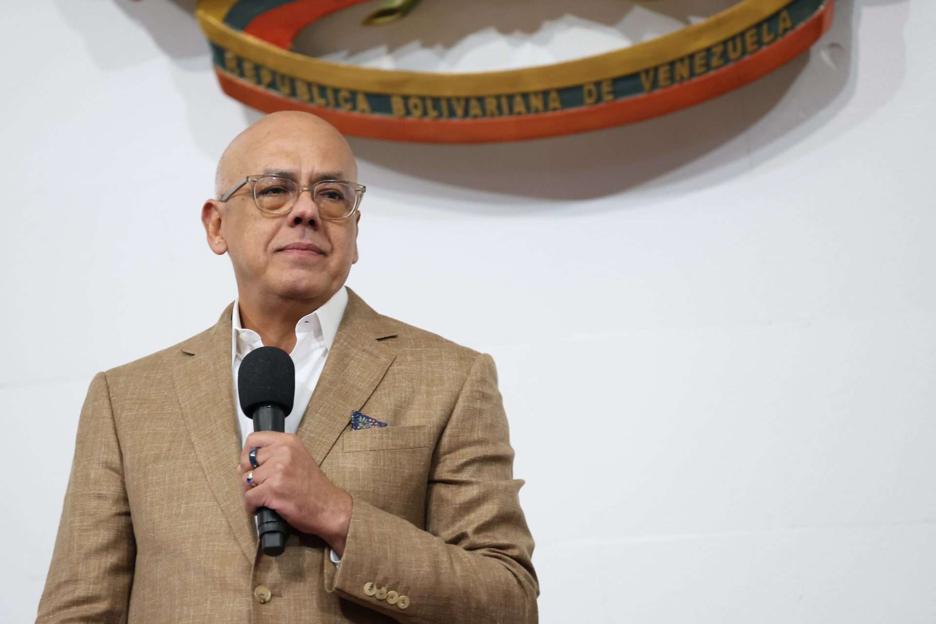 Rodríguez: the ICC is a drag, salaried and slave of the gringos