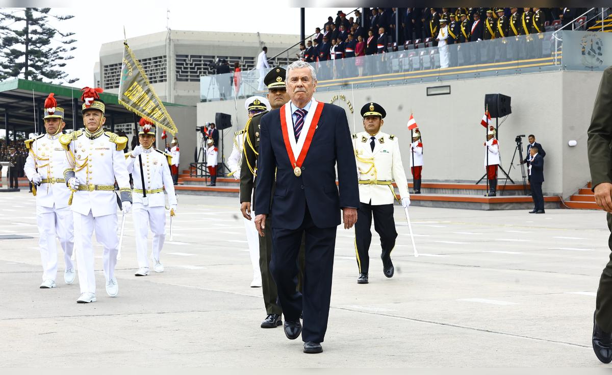 Rospigliosi seeks to exempt PNP and Armed Forces from blame for killing protesters in protests