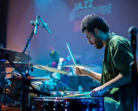 Ruly Herrera in Nave Oficio de Isla