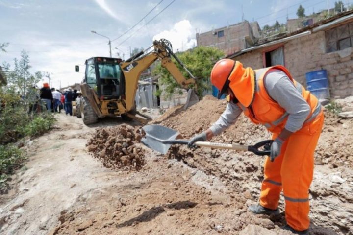 S/19,600 million of public works would stop being executed