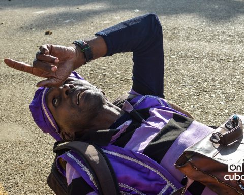 Devoción por San Lázaro en El Rincón. Foto: Otmaro Rodríguez.