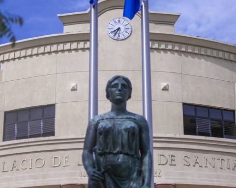 Corte Penal de Santiago dicta sentencia contra red dedicada al tráfico de mujeres procedentes de Colombia y Venezuela