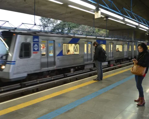 São Paulo Metro lines start operating 24 hours a day on Saturdays