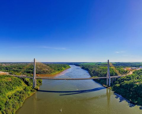 Second bridge connecting Brazil and Paraguay inaugurated