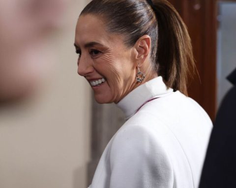 Sheinbaum highlights purchase of trains to rehabilitate all federal highways