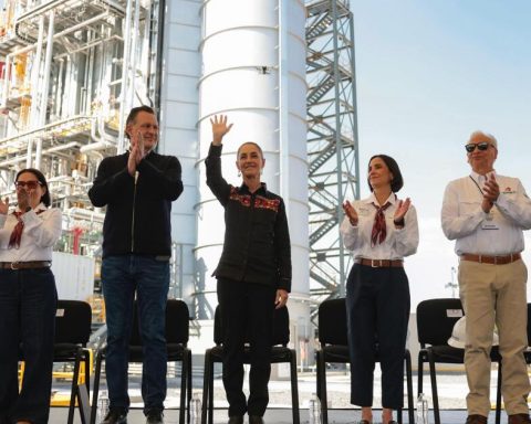 Sheinbaum inaugurates a Combined Cycle power plant in Querétaro