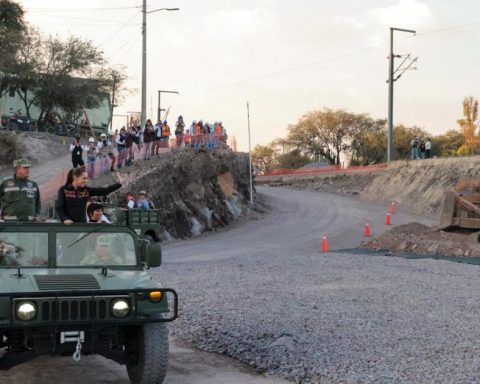 Sheinbaum promises to finish construction of the Mexico-Querétaro Train, which reports 8% progress